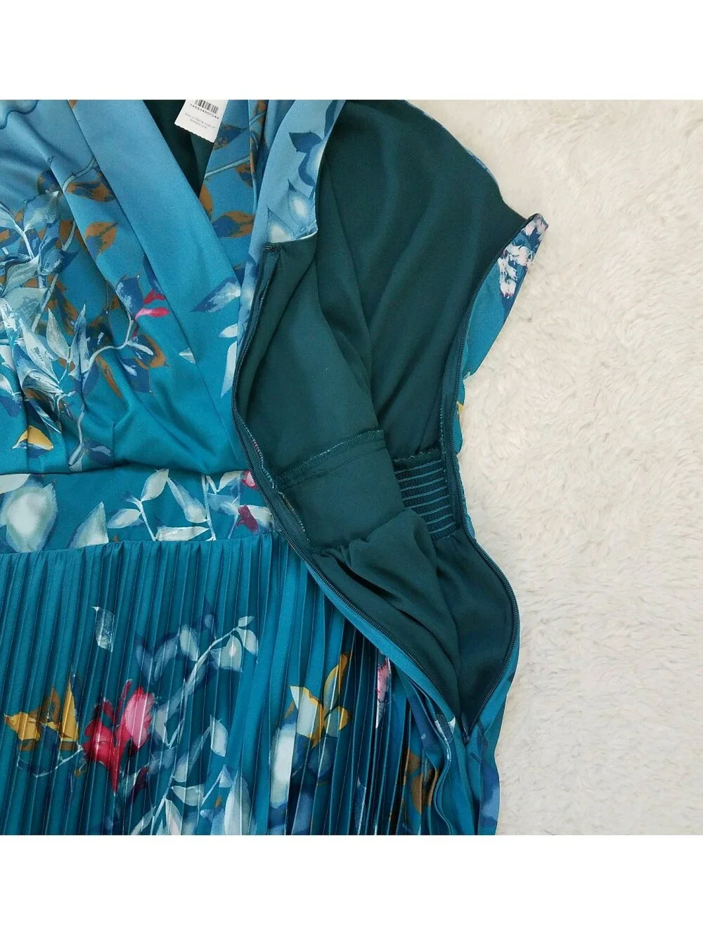 WHBM Sleeveless Shawl Neck Pleated Midi Dress - Picture 10 of 11